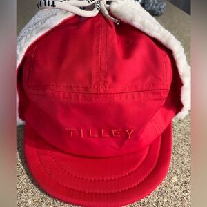 NWT Tilley Rove Aviator Water Repellent Sherpa Lined Ear Warmer Red Hat